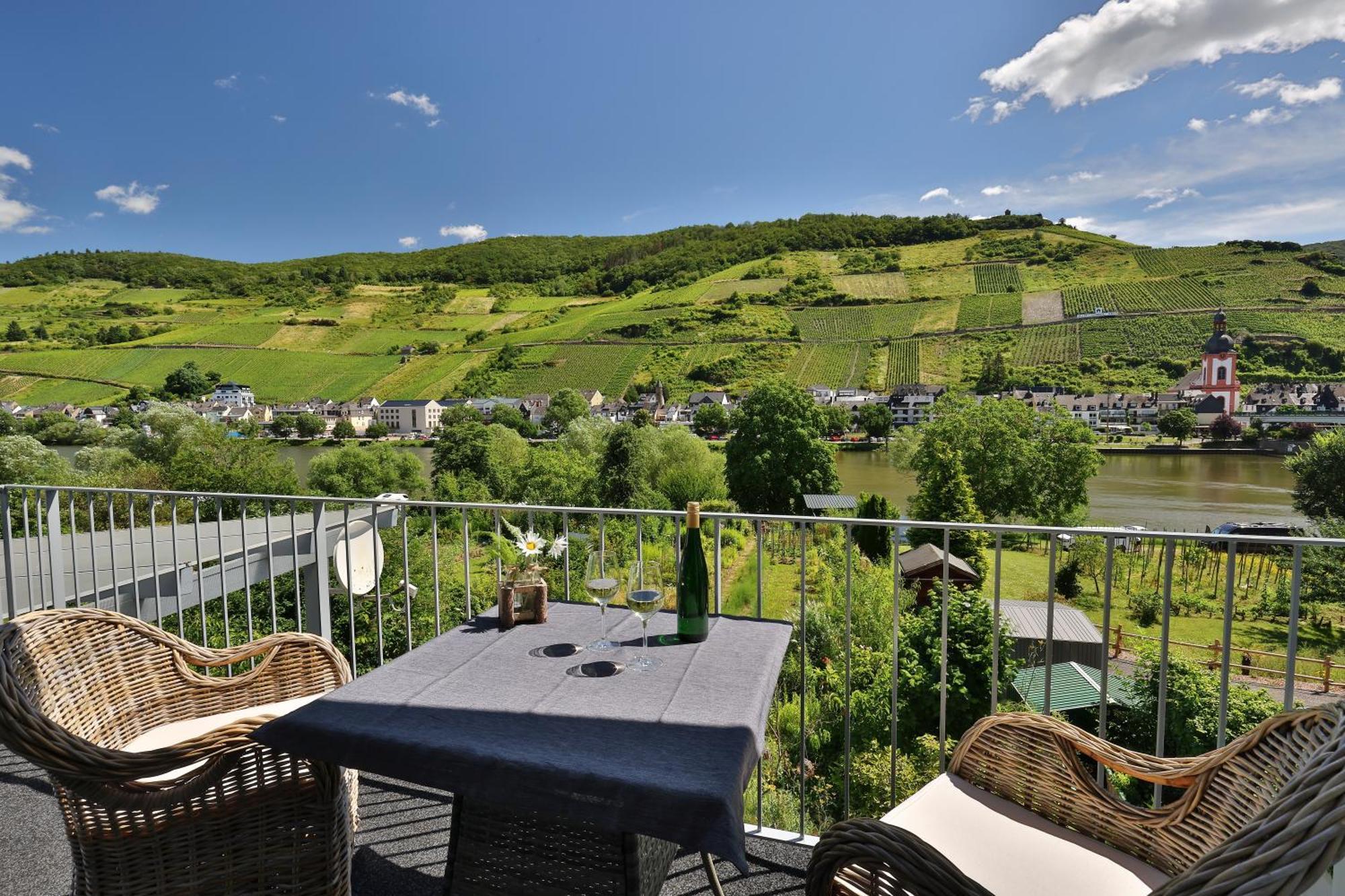 Ferienwohnung Ankerplatz Zell an der Mosel Exterior photo